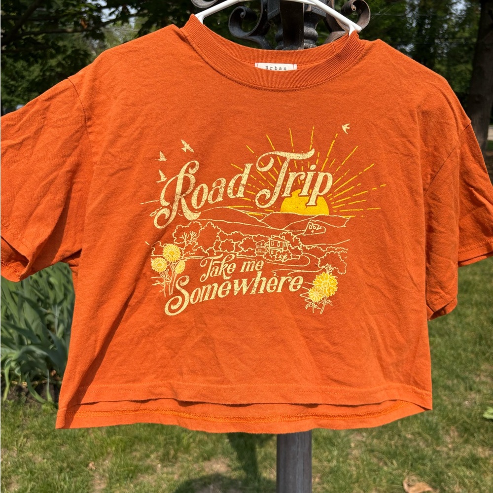 Road Trip cropped tshirt